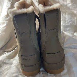 New in box, waterproof, TIVOLI IV